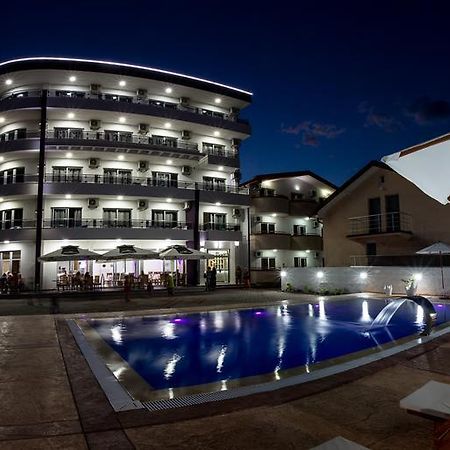 Hotel Edita Ulcinj Exteriör bild