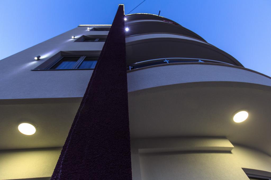 Hotel Edita Ulcinj Exteriör bild