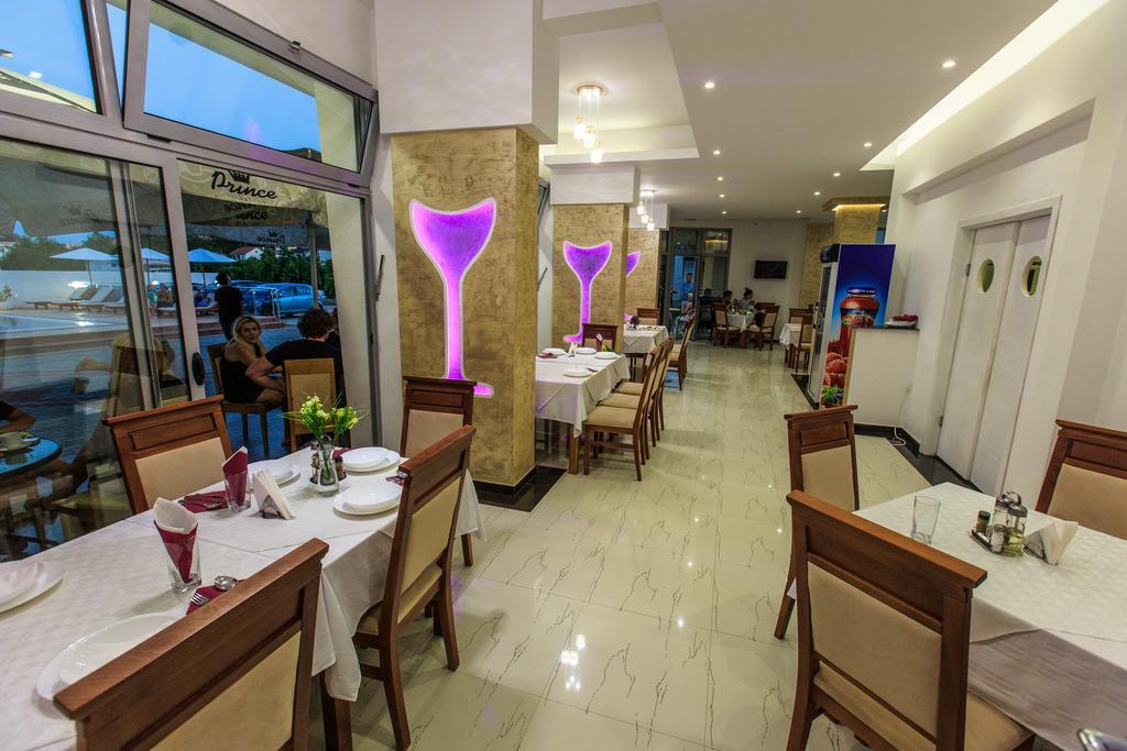 Hotel Edita Ulcinj Exteriör bild