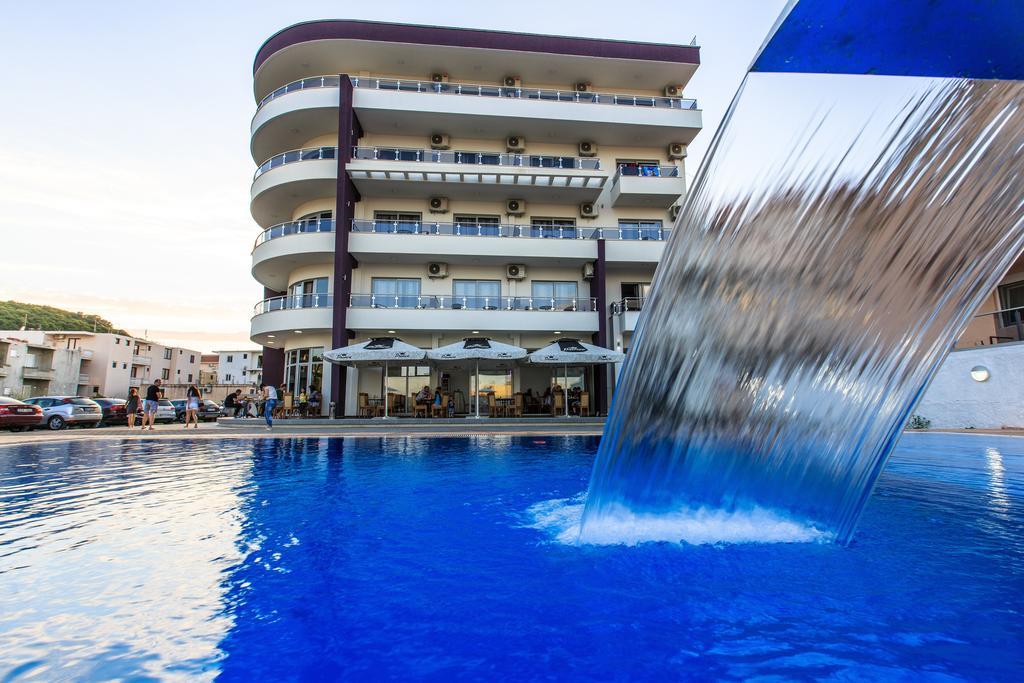 Hotel Edita Ulcinj Exteriör bild