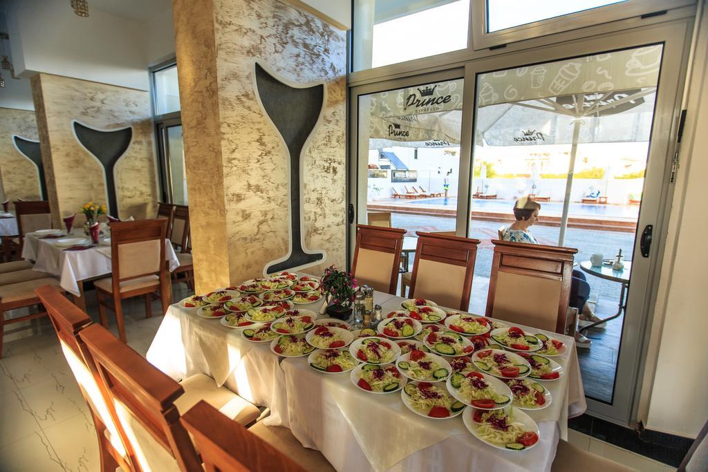 Hotel Edita Ulcinj Exteriör bild